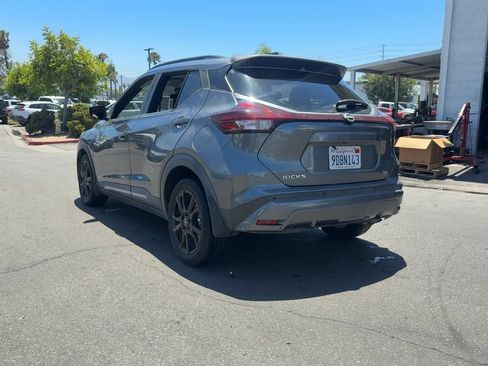 Used 2023 Nissan Kicks SR FWD image 8