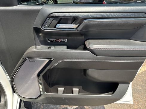 Used 2023 GMC Sierra 1500 AT4X AWD/4WD image 40