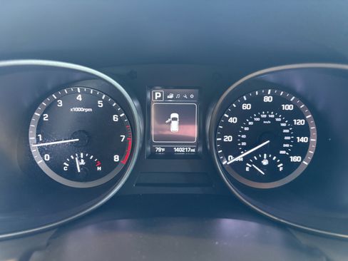 Used 2018 Hyundai Santa Fe Sport FWD image 14