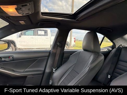 Used 2016 Lexus IS 350 RWD image 3