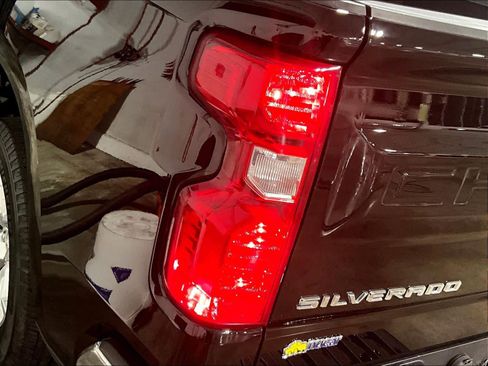 Certified 2023 Chevrolet Silverado 1500 LT image 33