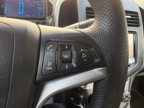 Used 2013 Chevrolet Sonic LT image 18