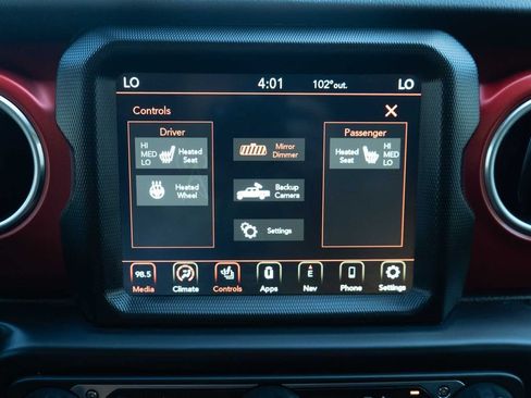 Used 2022 Jeep Gladiator Rubicon w/ LED Lighting Group AWD/4WD image 27