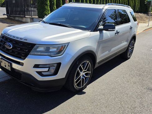 Used 2016 Ford Explorer Sport w/ Equipment Group 401A AWD/4WD image 1