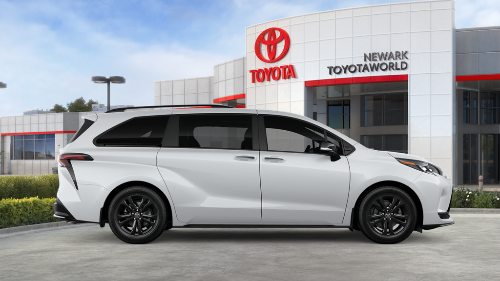 New 2026 Toyota Sienna XSE AWD/4WD image 18