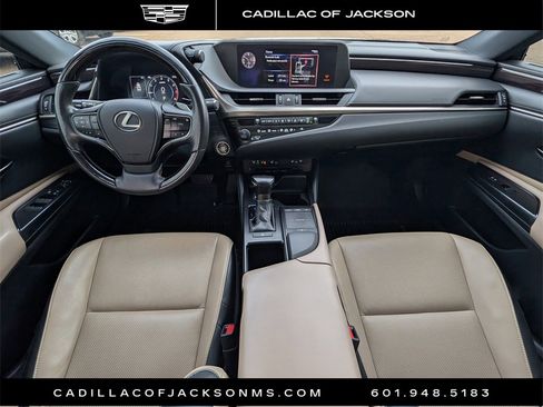 Used 2020 Lexus ES 350 w/ Premium Package image 9