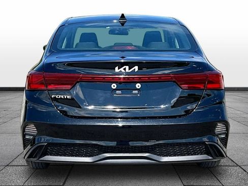 Used 2024 Kia Forte LXS FWD image 4