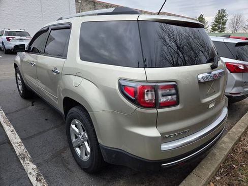 Used 2015 GMC Acadia SLE image 6