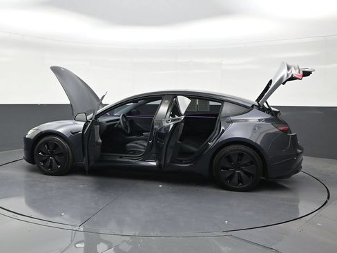 Used 2024 Tesla Model 3 Standard Range RWD image 30