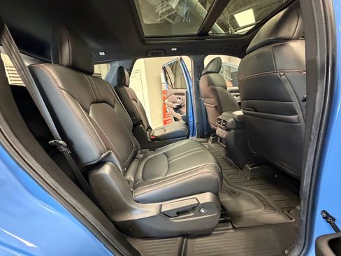 Used 2024 Honda Pilot TrailSport image 50