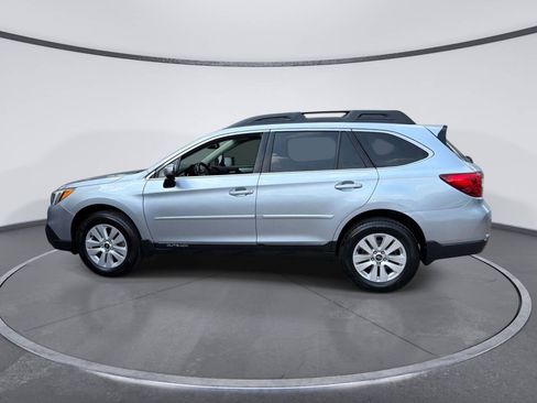 Used 2016 Subaru Outback 2.5i Premium AWD/4WD image 2