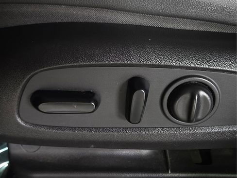 Used 2021 Buick Encore GX Select FWD image 19