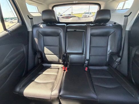 Used 2021 GMC Terrain SLT FWD image 24