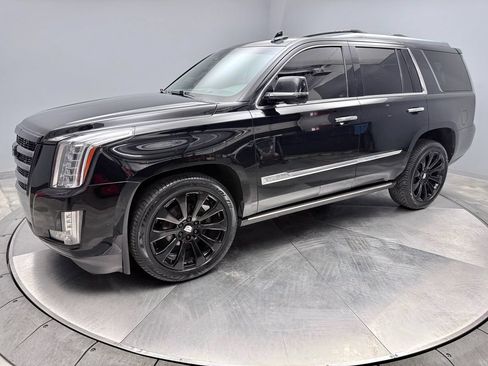 Used 2016 Cadillac Escalade Platinum AWD/4WD image 1