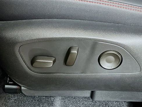 Used 2024 Chevrolet Traverse RS w/ LPO, Floor Liner Package FWD image 11