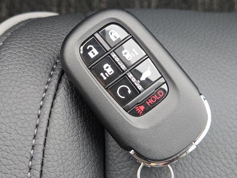 New 2026 Honda Odyssey Touring image 36