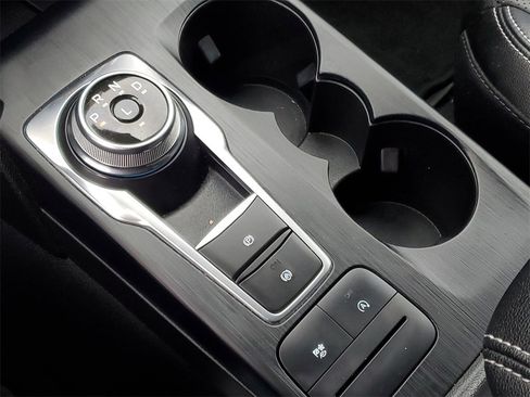 Used 2022 Ford Escape SEL image 18