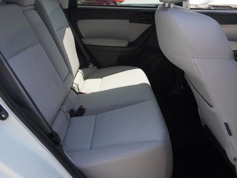 Used 2016 Subaru Forester 2.5i Premium w/ All-Weather Package AWD/4WD image 28