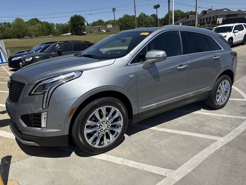 Used 2025 Cadillac XT5 Premium Luxury w/ Technology Package image 5