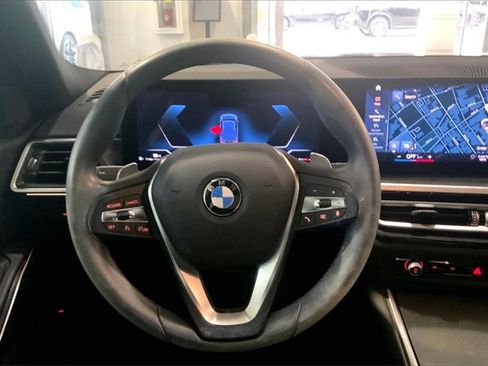 Used 2023 BMW 330i Sedan image 5