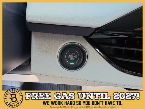 New 2027 Buick Enclave Avenir w/ LPO, Floor Liner Package FWD image 29