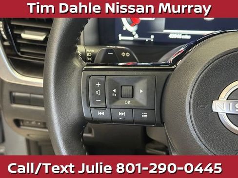 Used 2023 Nissan Rogue Platinum w/ Platinum Premium Package AWD/4WD image 23