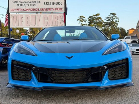Used 2023 Chevrolet Corvette Z06 w/ Chrome Exterior Badge Package RWD image 5