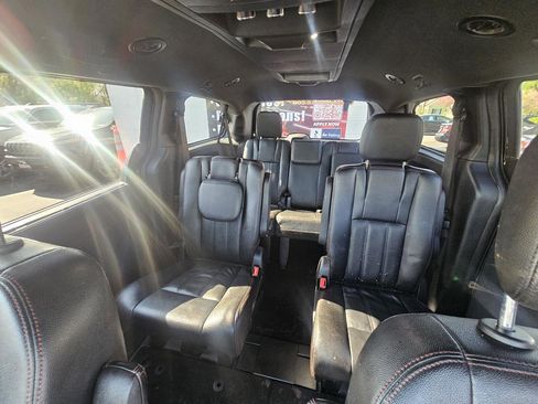 Used 2019 Dodge Grand Caravan GT FWD image 21