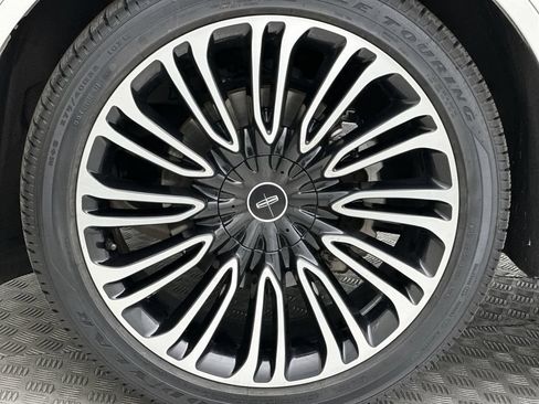 Used 2023 Lincoln Aviator Black Label w/ Dynamic Handling Package AWD/4WD image 10