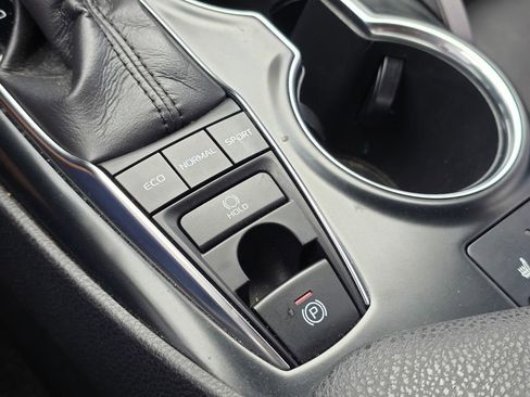 Used 2019 Toyota Camry XSE w/ Blackout Package image 31