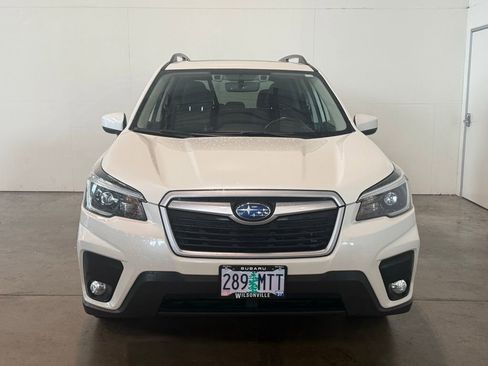 Used 2021 Subaru Forester Premium image 4
