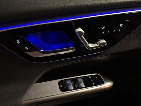 New 2026 Mercedes-Benz GLC 300 image 10