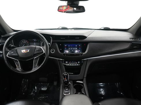 Used 2022 Cadillac XT5 Premium Luxury image 17