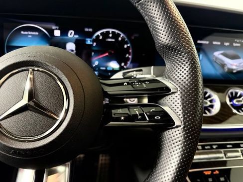 Used 2022 Mercedes-Benz E 450 4MATIC Cabriolet image 26