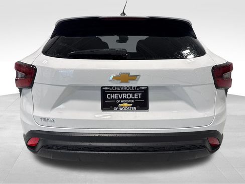 New 2026 Chevrolet Trax LS FWD image 44