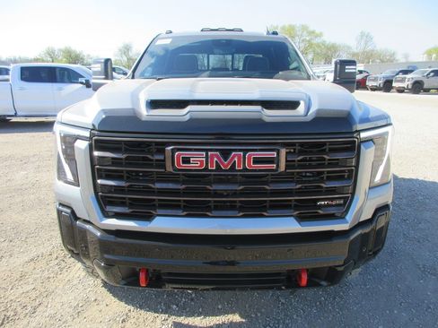 New 2026 GMC Sierra 2500 AT4X AWD/4WD image 12
