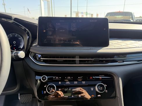 Certified 2025 INFINITI QX60 Autograph w/ Cargo Package image 23