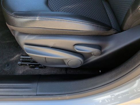 New 2026 Jeep Compass Latitude image 13