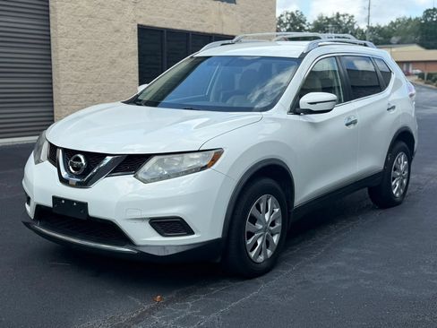 Used 2016 Nissan Rogue S w/ Appearance Package AWD/4WD image 1