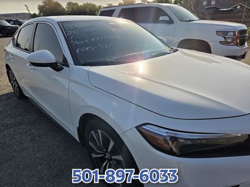 Used 2023 Honda Civic EX-L image 3