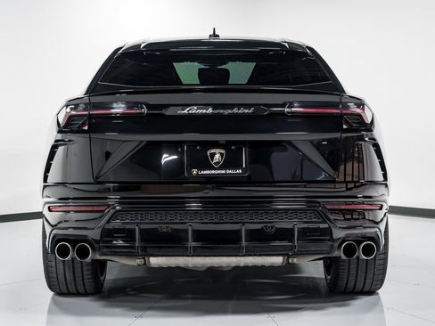 Used 2022 Lamborghini Urus AWD/4WD image 4