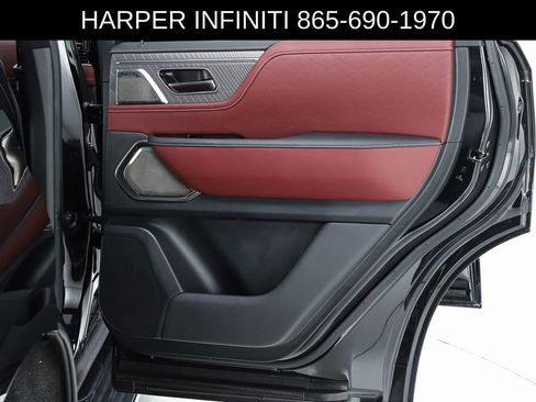 Used 2025 INFINITI QX80 Autograph w/ Autograph Exterior Package image 32