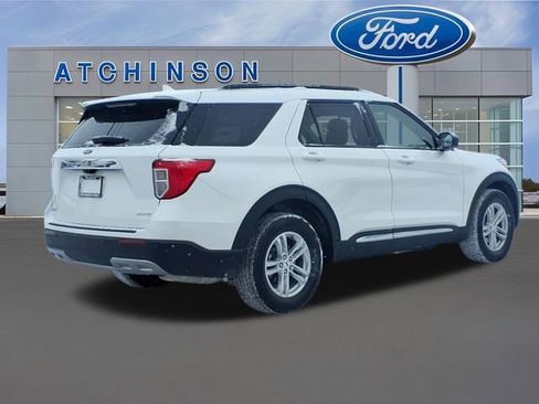 Certified 2024 Ford Explorer XLT w/ Equipment Group 202A image 5