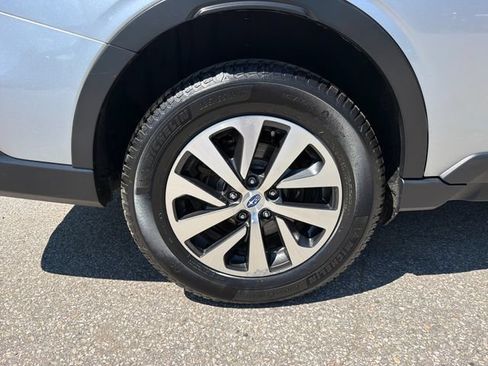 Used 2021 Subaru Outback AWD/4WD image 29