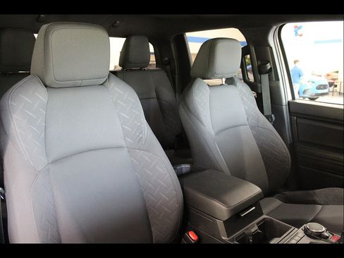 Used 2024 Toyota Tacoma SR AWD/4WD image 24
