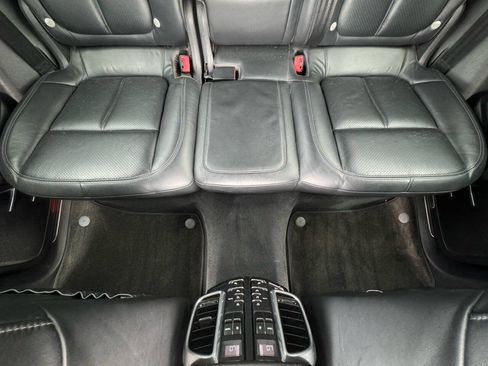 Used 2012 Porsche Cayenne S AWD/4WD image 41