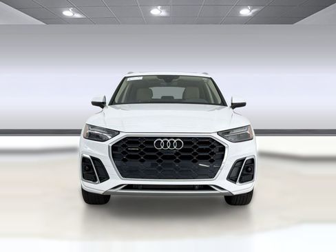 Used 2023 Audi Q5 2.0T Premium Plus w/ Premium Plus Package AWD/4WD image 6