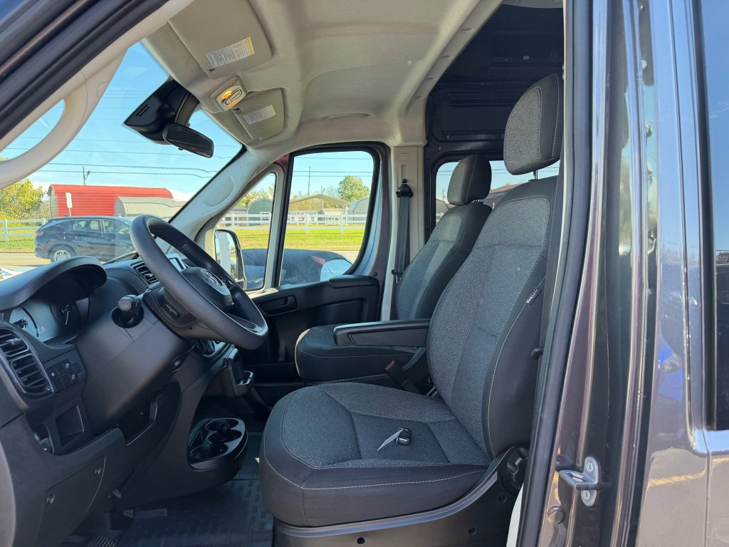 Used 2022 RAM ProMaster 3500 w/ Interior LED Lighting Group FWD image 9