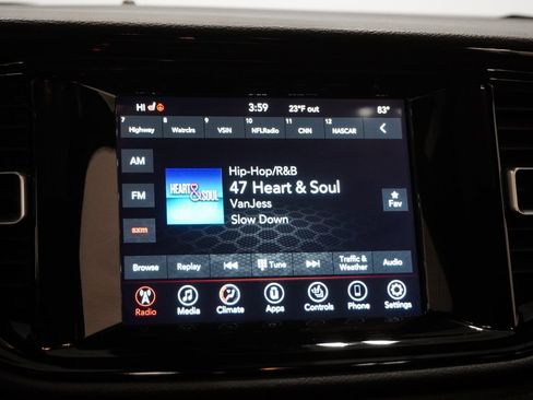 Certified 2024 Dodge Durango SXT image 26