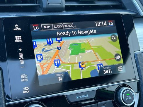 Used 2018 Honda Civic Touring image 18